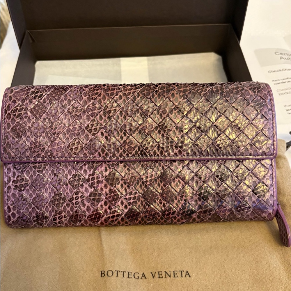 Bottega Veneta Textured Purple wallet